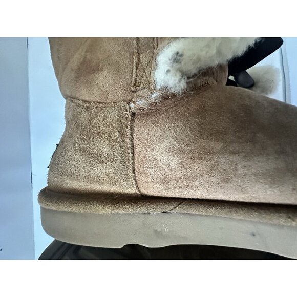 UGG Kids Girls Size 4 Gita Pom Pom Suede Chestnut Sheepskin Boots *READ* - Picture 8 of 10